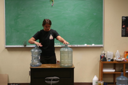 2011-06-29-Camp-Wehinahpay-Space Museum-23-vacuum-experiment.JPG